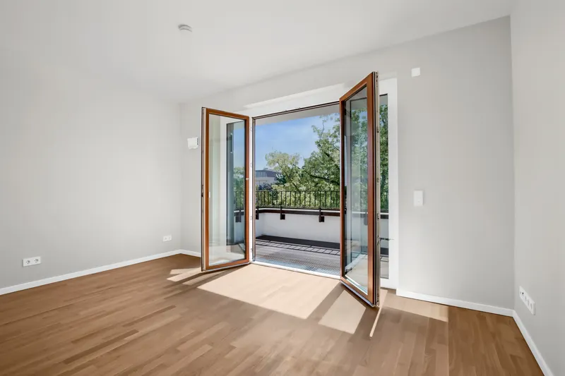 Erstbezug: Helle 2-Zimmer-Wohnung mit Balkon in Berlin-Weißensee — photo 1